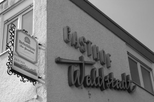Original-Leuchtreklame aus besseren Zeiten